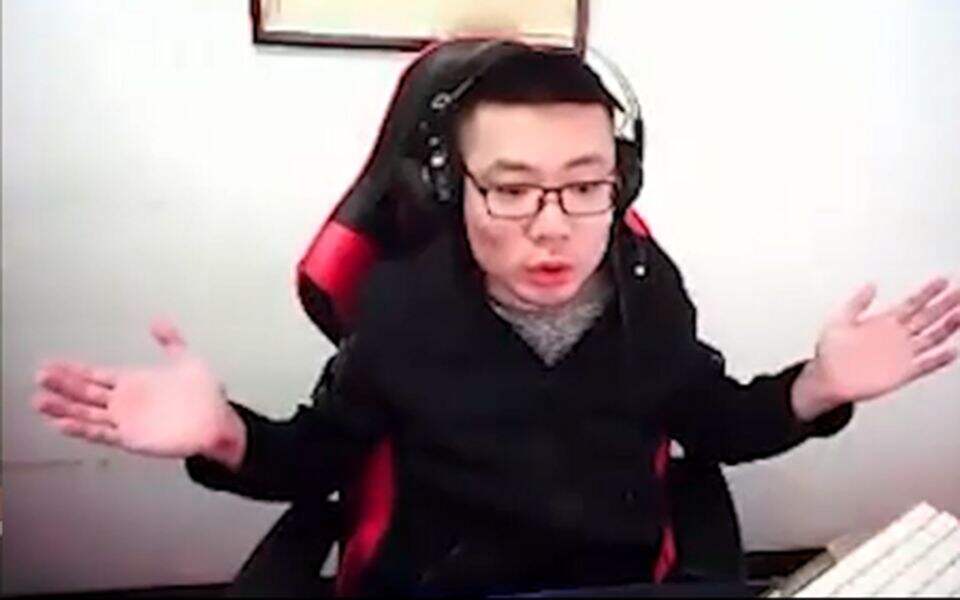 PUBG搞笑集锦：大司马玩吃鸡虎躯一震合集