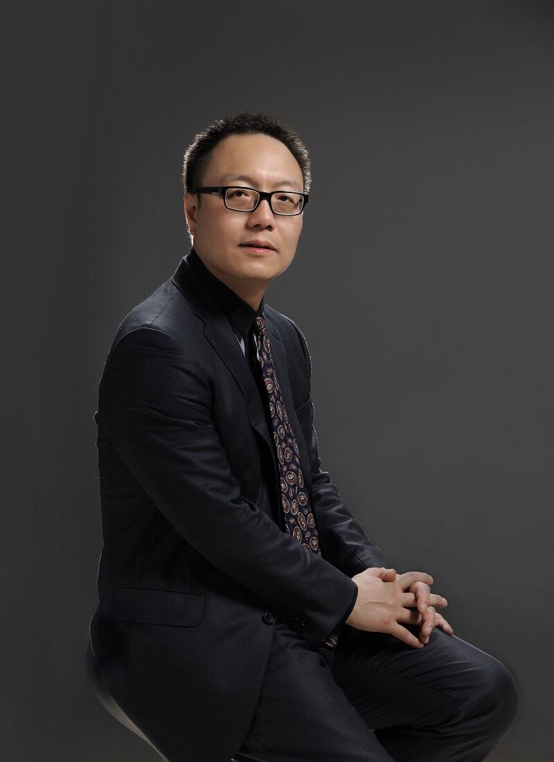 完美 萧泓 照片.jpg