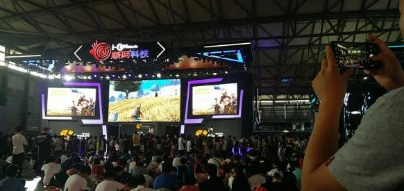 《荒野行动》Chinajoy2019卷土重来 绊爱等你现场激萌开黑！