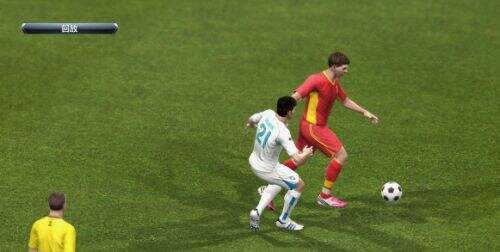 《实况足球2013》电梯球攻略