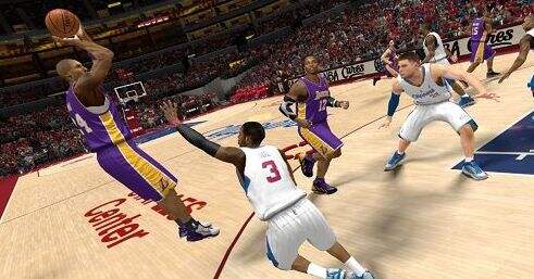 《NBA 2K13》不能扣篮的解决方法