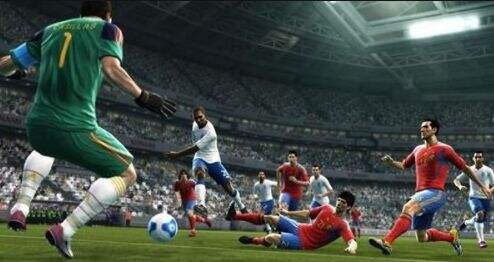 《实况足球2012》超视距反越位战术