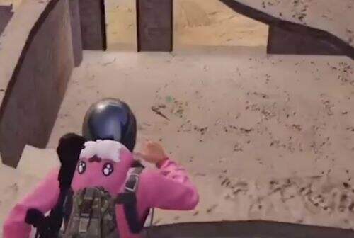 和平精英攻略：超级实用的抓攀小技巧