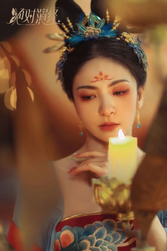 《绝对演绎》联名款汉服上线 游戏中的唐朝公主终于走进现实了！