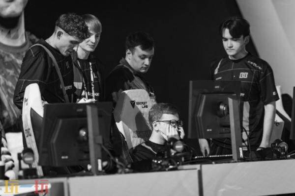 DOTA2电竞世界杯2025淘汰赛第二日赛果！Tundra和Falcons晋级半决赛