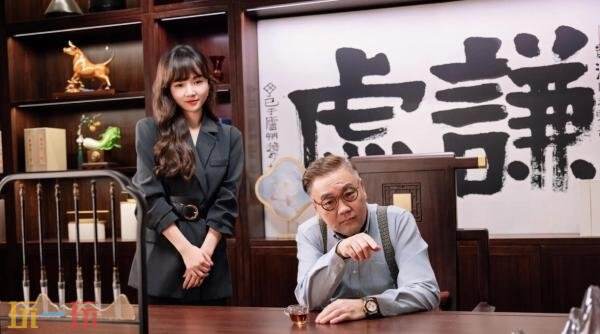 职场逆袭类真人互动影游《这个CEO我当定了！》现已正式发售