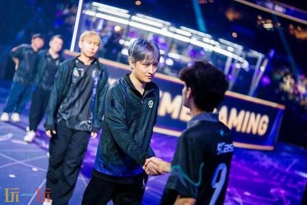 DOTA2 2025国际邀请赛Team Falcons夺冠！2026年将在上海举办
