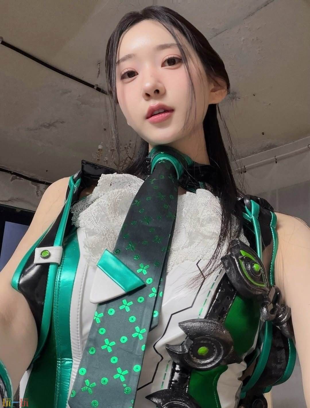 《剑星》体模小姐姐申才恩Cos伊芙，这身材是真的存在吗？