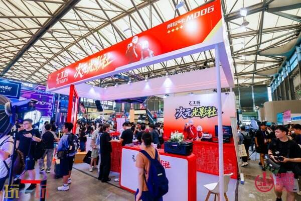 重磅图集｜光影狂欢！2026 ChinaJoy E4 次元视界各大影像品牌亮点合集