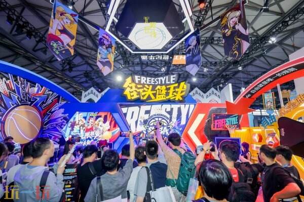 燃动CJ现场!FSer欢聚一堂,邂逅属于街头篮球的Freestyle狂欢